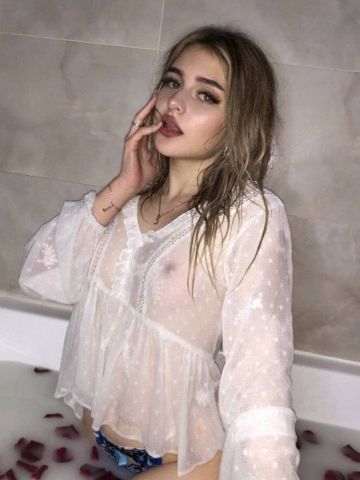 Розали Онлайн Шоу Реал